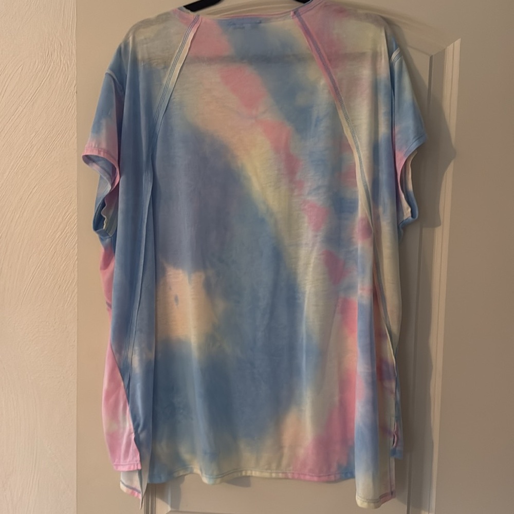 Oversized T-Shirt - Picture 4 of 4